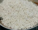 गुड़ मुरमुरा लड्डू रेसिपी चरण 3 फोटो