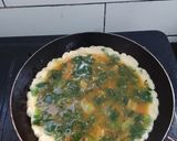 Foto langkah ke 3 dari resep Telur dadar Spesial.
