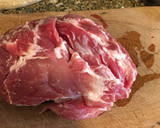 Foto del paso 3 de la receta: Bondiola con costra picante y verduras al plomo (fácil)