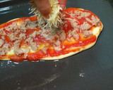 Foto del paso 5 de la receta: Pizza de atún y tomate