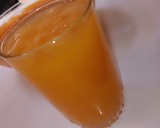 A picture of step 4 of Carrot Juice.