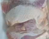 Hình bước làm 1 của món Gà kho nghệ