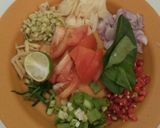 Foto langkah ke 2 dari resep Tongkol Suwir Pedas.