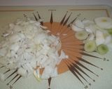Foto del paso 4 de la receta: Alcachofas con salsa clarita de trocitos de jamón serrano