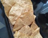 A picture of step 3 of Chana dal papad.