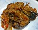 Foto langkah ke 6 dari resep Ikan saba bakar saus pedas.