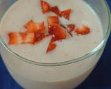 A picture of step 2 of Strawberry smoothie 🥤.