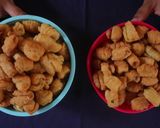 Foto langkah ke 15 dari resep Resep & Cara Membuat Kue Garpu Bawang yang gurih dan renyah.