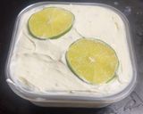 Hình bước làm 5 của món Cùng làm Key Lime Pie không nướng tại nhà (sữa đặc và chanh xanh)