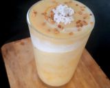 A picture of step 3 of Golden PIÑA COLADA SHAKE🥥 ♥️🍍.