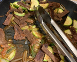 Foto del paso 2 de la receta: Wraps de carne a la plancha con vegetales y aderezo de chipotle