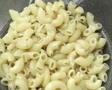 A picture of step 4 of Eggs-Potato-Mushrooms Pasta Casserole.