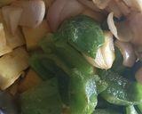 A picture of step 2 of Restaurant-Style Kadhai Paneer.