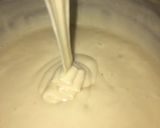 صورة لخطوة 2 من وصفة الكيكه العاديه مع شكولاته🍫