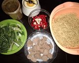 Foto langkah ke 1 dari resep Mie goreng ala ummu azka.