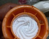 A picture of step 3 of Cake in ice-cream cone.