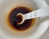 A picture of step 2 of Seasoned Glutinous Rice with Fried Tilapia.
