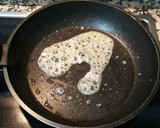Foto del paso 3 de la receta: Fricasse de pollo con chalotas y champiñones glaseados