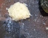 Foto langkah ke 2 dari resep Ayam Goreng Tepung.