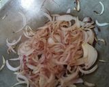 A picture of step 2 of Maharashtra Style Poha.