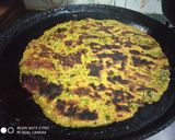 A picture of step 3 of Green coriander makki roti.