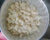 A picture of step 5 of Baked Mac and Cheese.