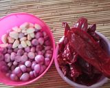 Foto langkah ke 1 dari resep Ayam/Hintalu Masak Habang.