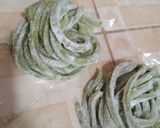 Foto langkah ke 4 dari resep Mie Tektek Sehat (mie bayam homemade).
