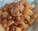 Foto del paso 3 de la receta: Guisito vegano de garbanzos y champis