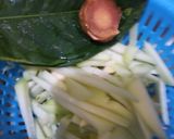 Foto langkah ke 1 dari resep Sayur Santan Labu Siam Kacang Panjang.
