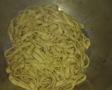 Foto del paso 4 de la receta: Fideos caseros de cúrcuma