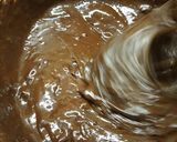 Foto del paso 3 de la receta: Budín súper chocolatoso con chips de chocolate (low sugar)
