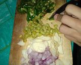 Foto langkah ke 2 dari resep Oseng" Daun Pepaya Jepang.