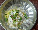 A picture of step 2 of Arrowroot Aloo Rosti.