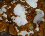 आलू छोले चाट(ALOO CHOLE CHAAT RECIPE IN HINDI) रेसिपी चरण 2 फोटो