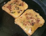 A picture of step 2 of Rava Toast.