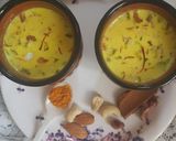 हळदीचे दूध (haldiche dudh recipe in marathi) रेसिपी स्टेप 3 फोटो 
