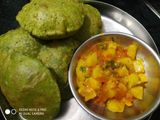 Palak poori