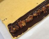 Foto langkah ke 8 dari resep Cheesy Dates Cookies.