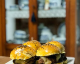 Foto del paso 17 de la receta: Cena norteamericana: Hamburguesas caseras con aros de cebolla y salsa barbacoa
