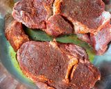 Foto del paso 1 de la receta: Ribeye a la mantequilla de ajo con especias