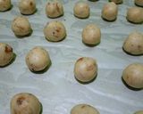 Foto langkah ke 4 dari resep Kukis Bawang.