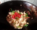 Foto langkah ke 3 dari resep Telur kukus ayam cincang.