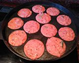 A picture of step 5 of Beetroot Appe.