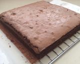 Foto langkah ke 10 dari resep Triple Chocolate Brownies ala Ummu Allegra.