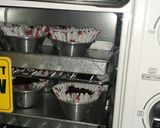 Foto langkah ke 5 dari resep Choco Muffin.