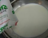 A picture of step 4 of Eggless Caramelized Bread Custard.