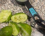 Foto del paso 1 de la receta: Pollo en salsa de cilantro y limón