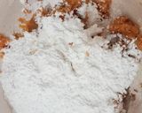 Foto langkah ke 2 dari resep Biji Salak Ubi Oren.
