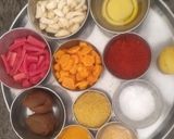 લસણ લીલી હળદર ગાજરનું ખાટું અથાણું (Lasan Lili Haldar Gajar Khatu Athanu Recipe In Gujarati) રેસીપી સ્ટેપ1ફોટો